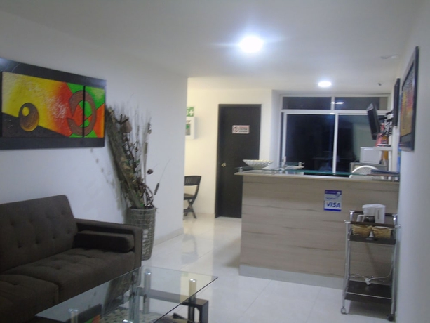 Imagen de los interiores del Hotel Blue Emerald. Foto 19