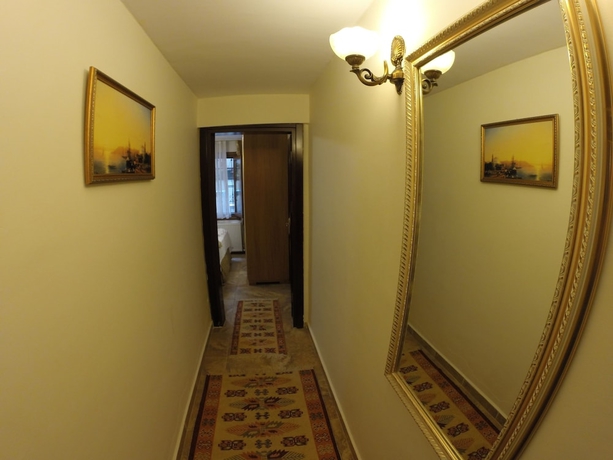 Imagen de la habitación del Hotel Blue Eye Suites. Foto 11