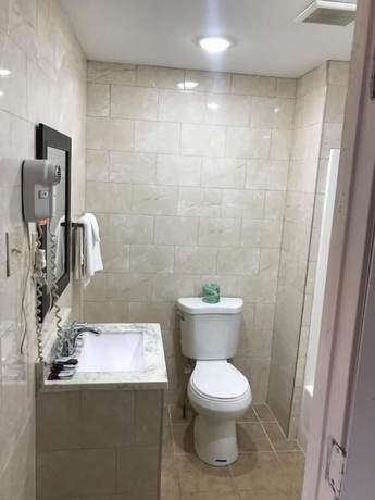 Imagen de la habitación del Hotel Blue Falls Motel. Foto 14