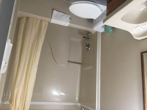 Imagen de la habitación del Hotel Blue Falls Motel. Foto 16