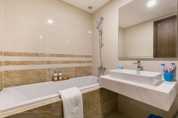 Imagen general del Hotel Blue Fingers Saigon Royal - Tresor. Foto 16