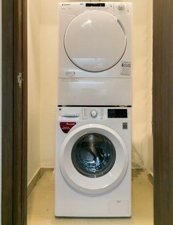 Imagen general del Hotel Blue Fingers Saigon Royal - Tresor. Foto 19