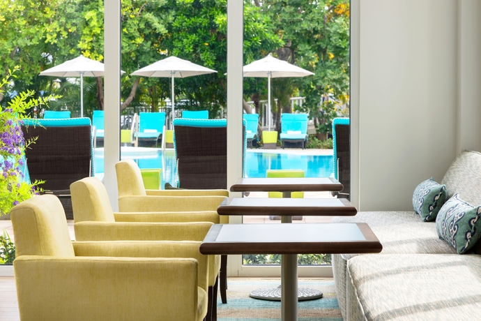Imagen de los interiores del Hotel Blue Flamingo Resort Key West. Foto 19