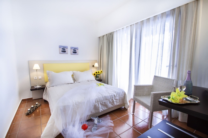 Imagen de la habitación del Hotel Blue Green Bay. Foto 5