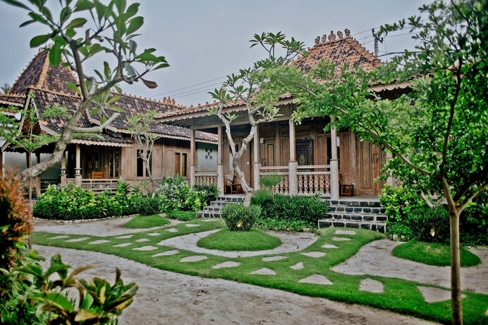 Imagen general del Hotel Blue Harbor Beachfront Villas and Resto. Foto 10