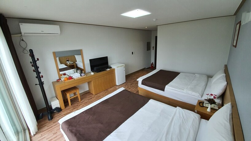 Imagen de la habitación del Hotel Blue Hawaii. Foto 22