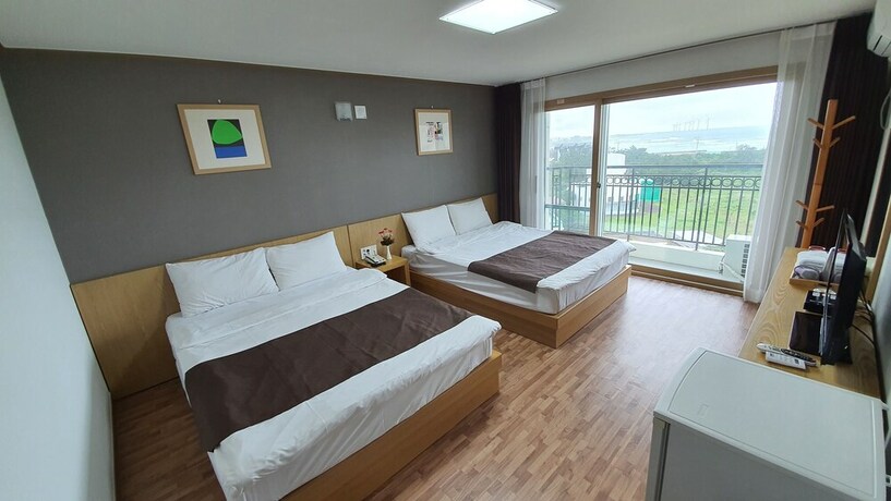 Imagen de la habitación del Hotel Blue Hawaii. Foto 27