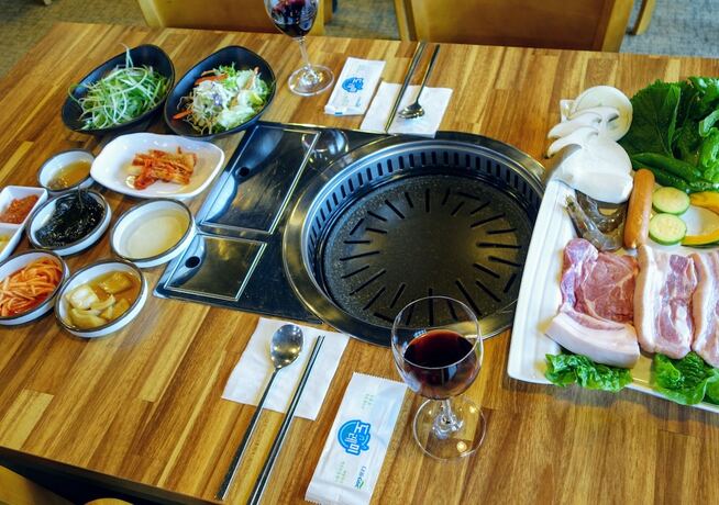 Imagen del bar/restaurante del Hotel Blue Hawaii Resort. Foto 19