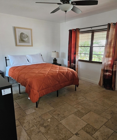 Imagen de la habitación del Hotel Blue Heron Bridge and Dive Club. Foto 2