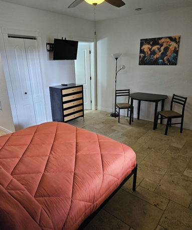 Imagen de la habitación del Hotel Blue Heron Bridge and Dive Club. Foto 9