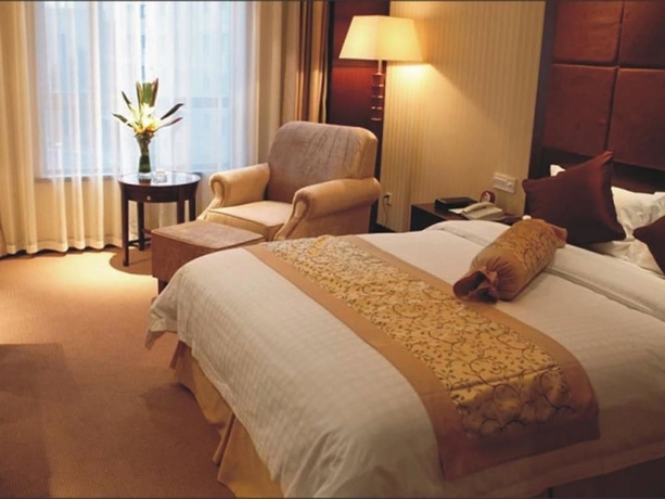 Imagen de la habitación del Hotel Blue Horizon International. Foto 3