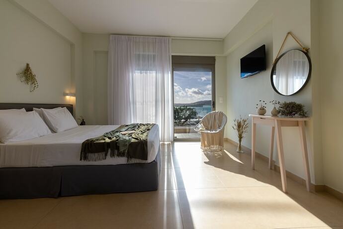 Imagen de la habitación del Hotel Blue Horizon, Paleochora. Foto 12