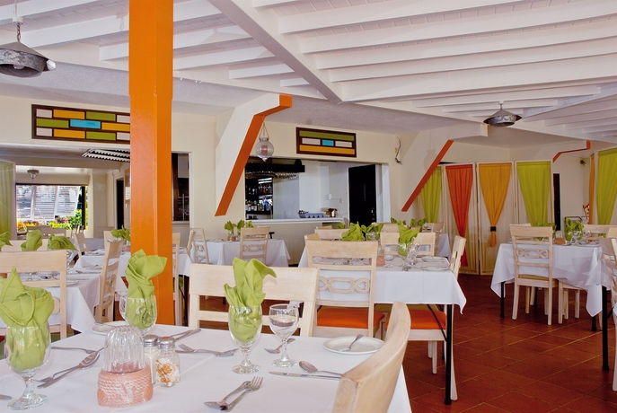 Imagen del bar/restaurante del Hotel Blue Horizon, St Lawrence. Foto 5