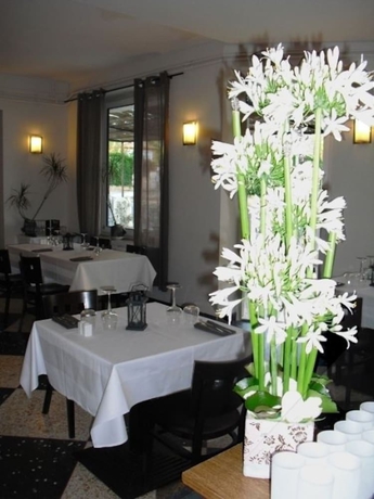 Imagen del bar/restaurante del Hotel Blue Hotel. Foto 3