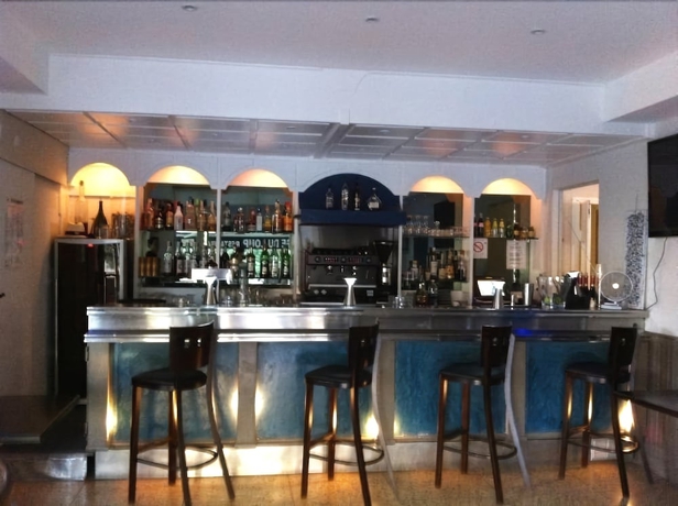 Imagen del bar/restaurante del Hotel Blue Hotel. Foto 4