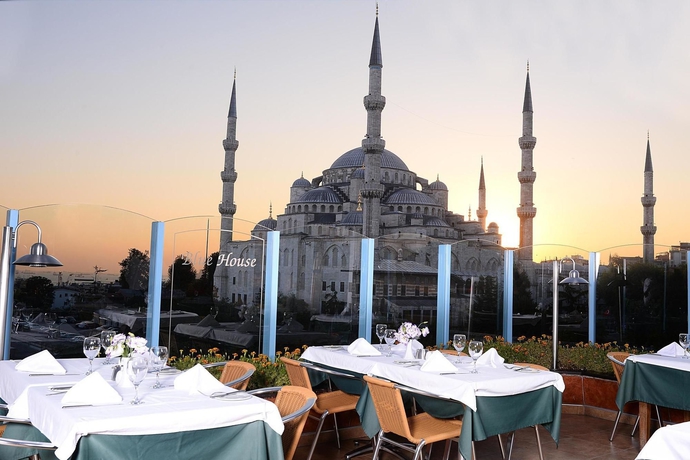 Imagen del bar/restaurante del Hotel Blue House. Foto 7