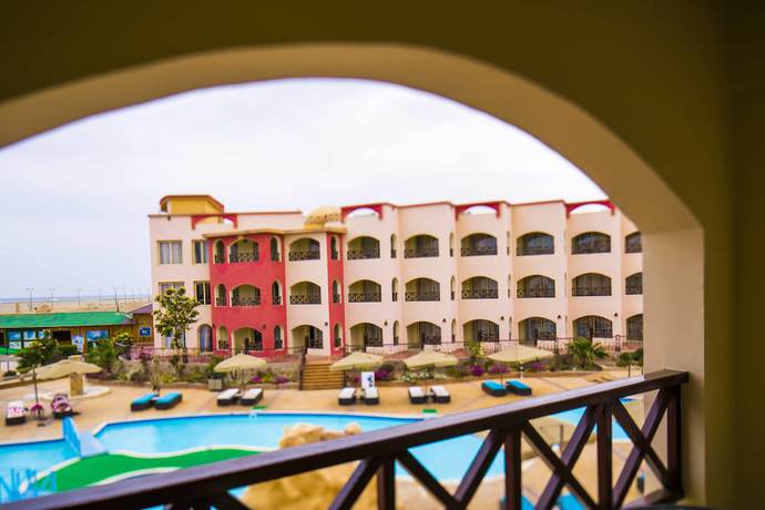 Imagen de los exteriores del Hotel Blue House, Marsa Alam. Foto 12