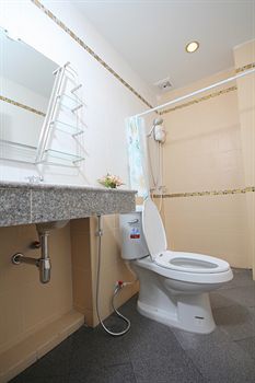 Imagen de la habitación del Hotel Blue House Sukhothai. Foto 3