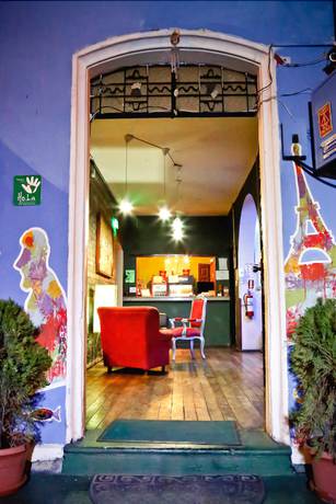 Imagen de los interiores del Hotel Blue House Youth Hostel. Foto 12