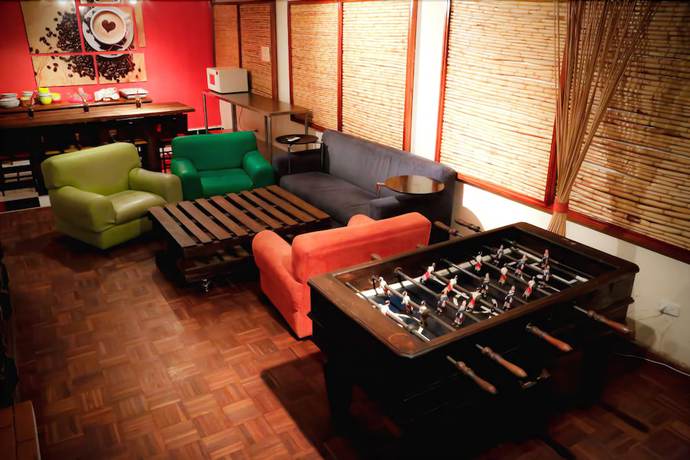 Imagen de los interiores del Hotel Blue House Youth Hostel. Foto 15
