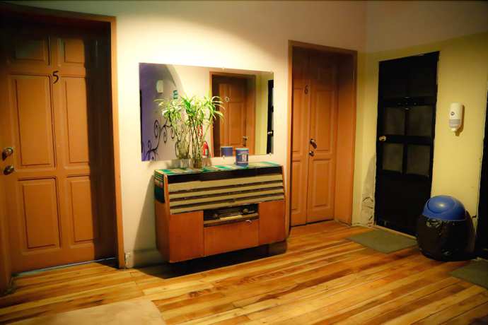 Imagen de los interiores del Hotel Blue House Youth Hostel. Foto 16