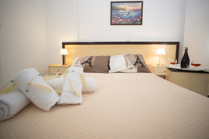 Imagen de la habitación del Hotel Blue Island perissa. Foto 6