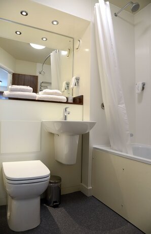 Imagen de la habitación del Hotel Blue Jay, Derby by Marston\'s Inns. Foto 13