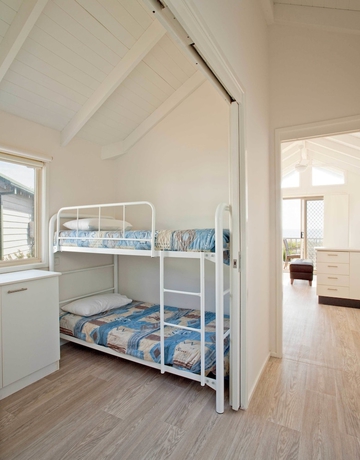 Imagen de la habitación del Hotel Blue Lagoon Beach Resort. Foto 10