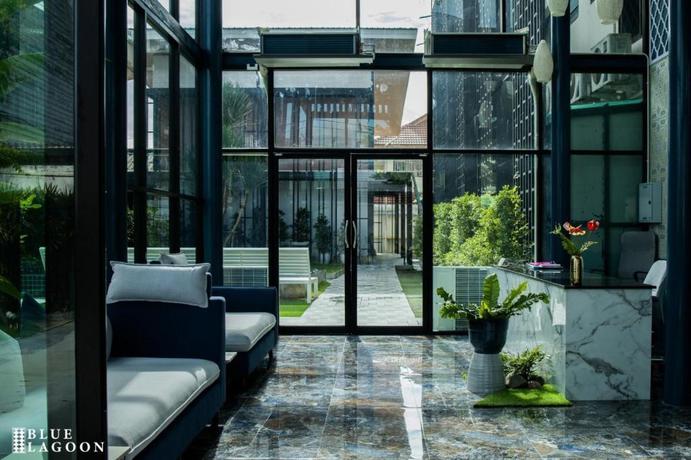 Imagen de los interiores del Hotel Blue Lagoon. Foto 7