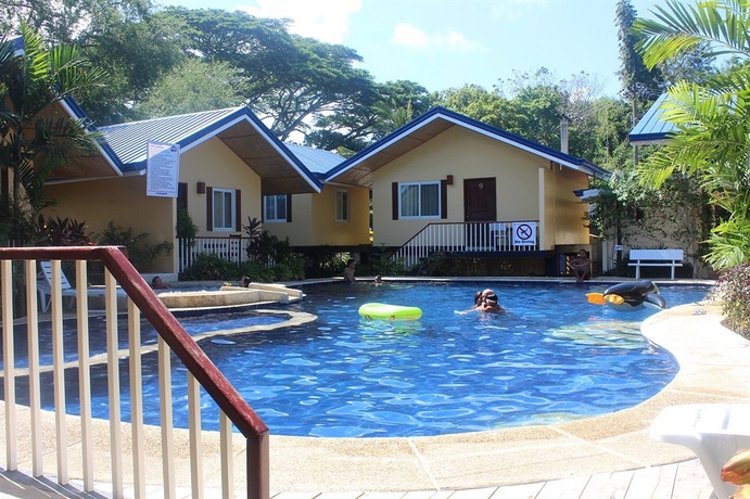 Imagen de la piscina del Hotel Blue Lagoon Inn and Suites. Foto 9