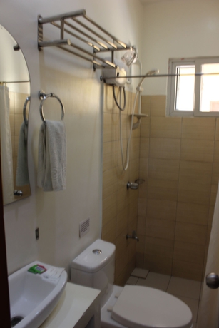 Imagen de la habitación del Hotel Blue Lagoon Inn and Suites. Foto 3