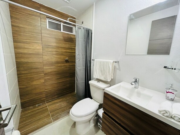 Imagen de la habitación del Hotel Blue Lagoon, MAZATLAN. Foto 20