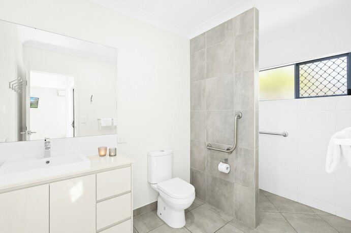 Imagen general del Hotel Blue Lagoon Villa A. Foto 4