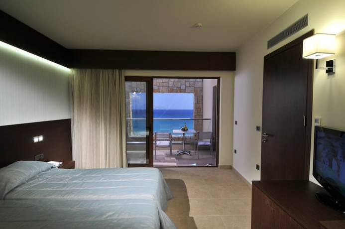 Imagen de la habitación del Hotel Blue Lagoon Village. Foto 5