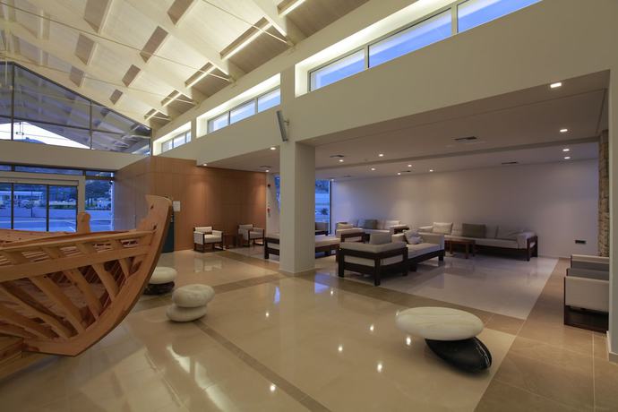Imagen de los interiores del Hotel Blue Lagoon Village. Foto 19