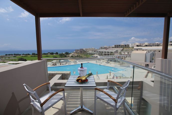 Imagen de la habitación del Hotel Blue Lagoon Village. Foto 10