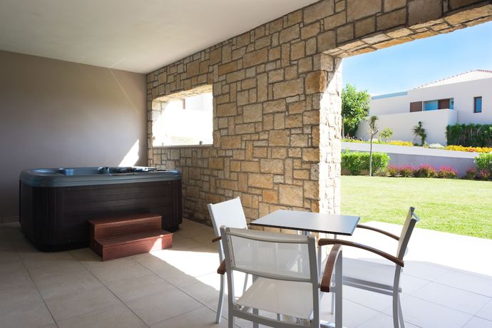 Imagen de la habitación del Hotel Blue Lagoon Village. Foto 12