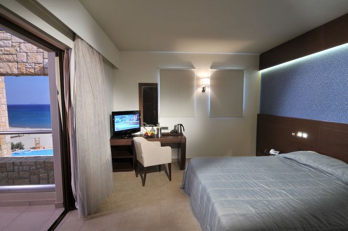 Imagen de la habitación del Hotel Blue Lagoon Village. Foto 13