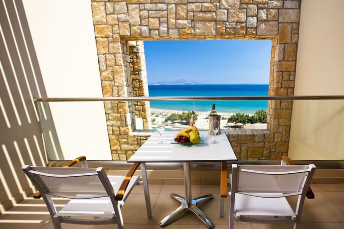 Imagen de la habitación del Hotel Blue Lagoon Village. Foto 16
