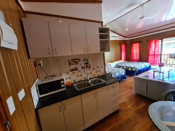 Imagen de la habitación del Hotel Blue Light Village hotel. Foto 2