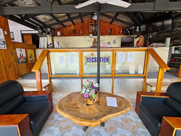 Imagen de los interiores del Hotel Blue Light Village hotel. Foto 19