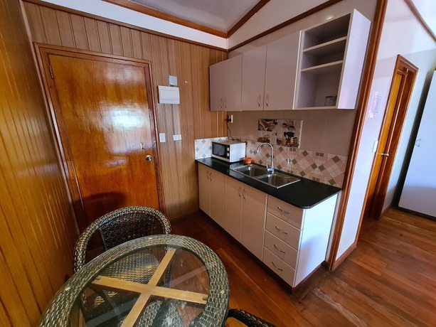 Imagen de la habitación del Hotel Blue Light Village hotel. Foto 9