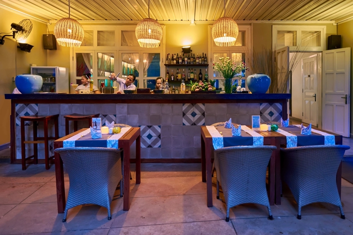 Imagen del bar/restaurante del Hotel Blue Lime. Foto 7