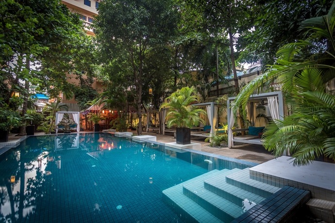 Imagen de la piscina del Hotel Blue Lime. Foto 18