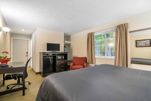 Imagen de la habitación del Hotel Blue Line Inn Lake George. Foto 5