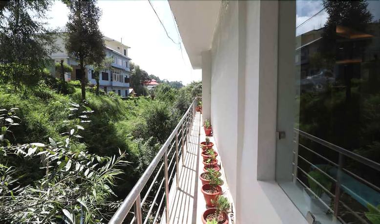 Imagen de los exteriores del Hotel Blue Magnets. Foto 12
