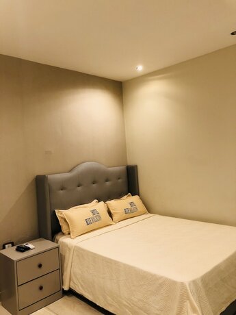 Imagen de la habitación del Hotel Blue Malec&oacute;n. Foto 16