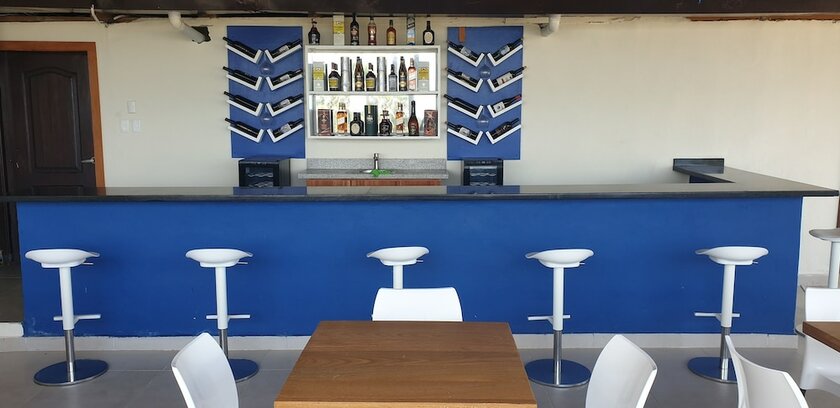 Imagen general del Hotel Blue Malec&oacute;n. Foto 14