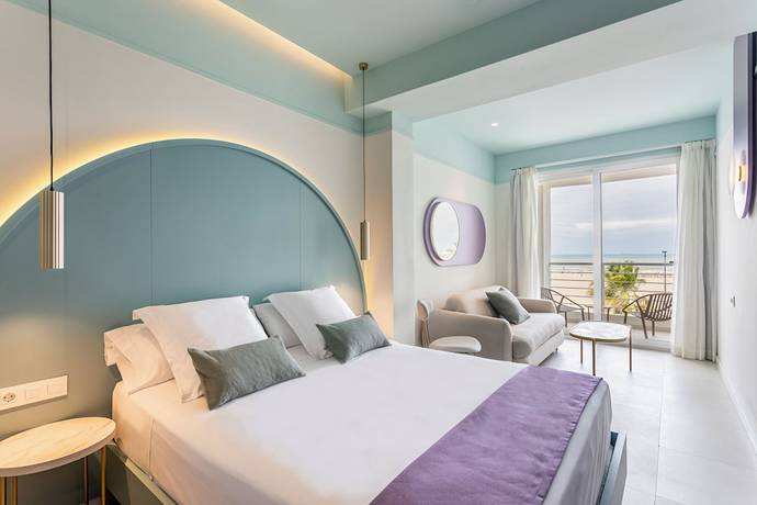 Imagen de la habitación del Hotel Blue Malva. Foto 4