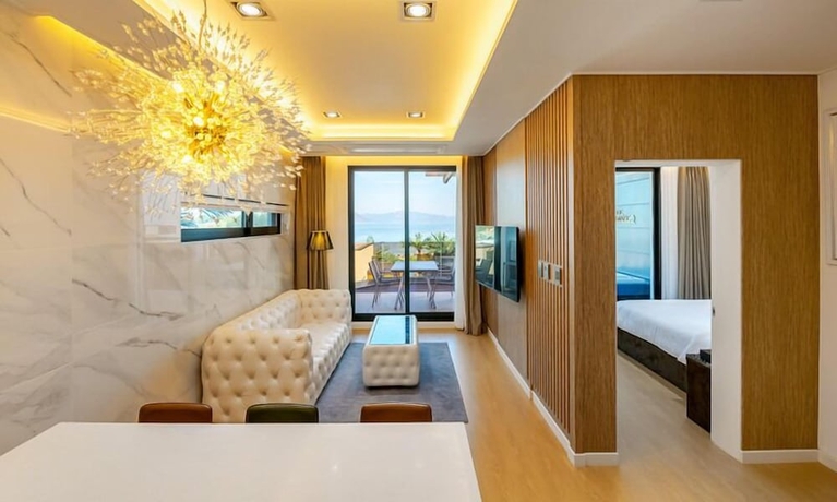 Imagen de la habitación del Hotel Blue Mango Pool Villa and Resort. Foto 1